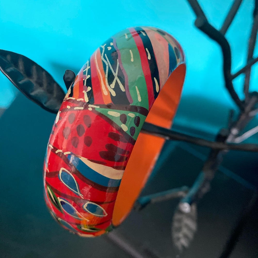 Hand painted Bangle - Picture 1 of 4